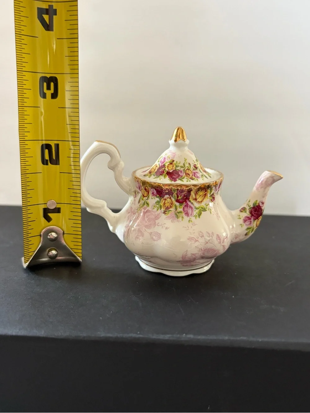 Royal Albert Old Country Roses Peach Damask Miniature Teapot Fine Bone China